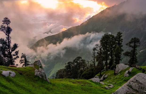 6 Outstanding Tourists Places of Himachal Near Delhi