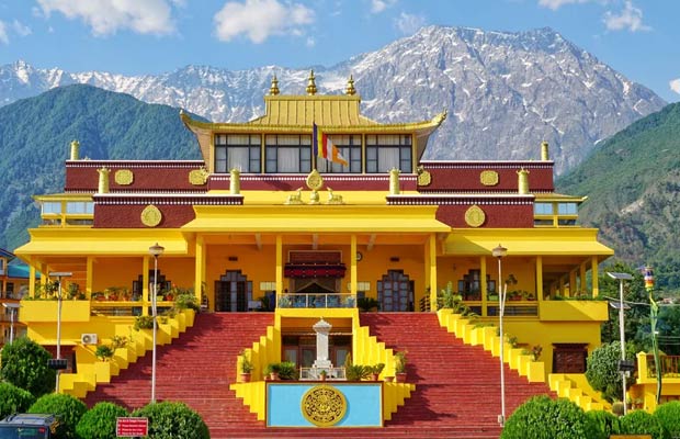 Exploring Dalai Lama Temple in Dharamshala